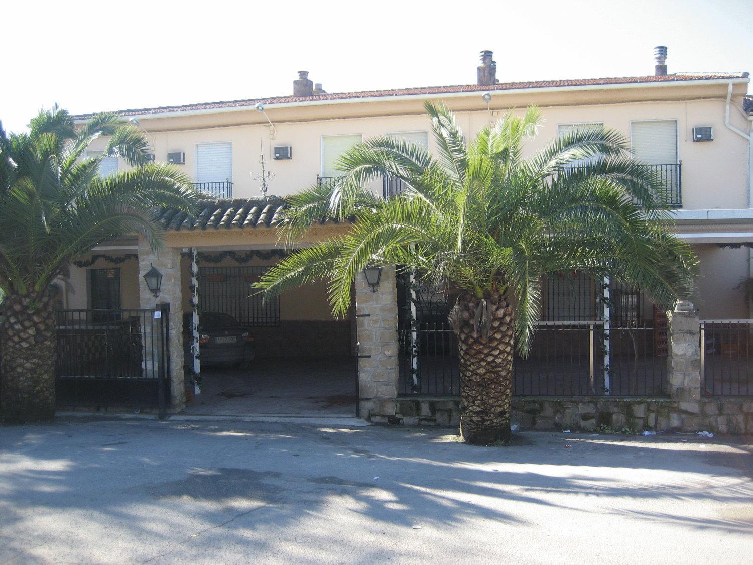 Hostal El Sevillano Rus 外观 照片