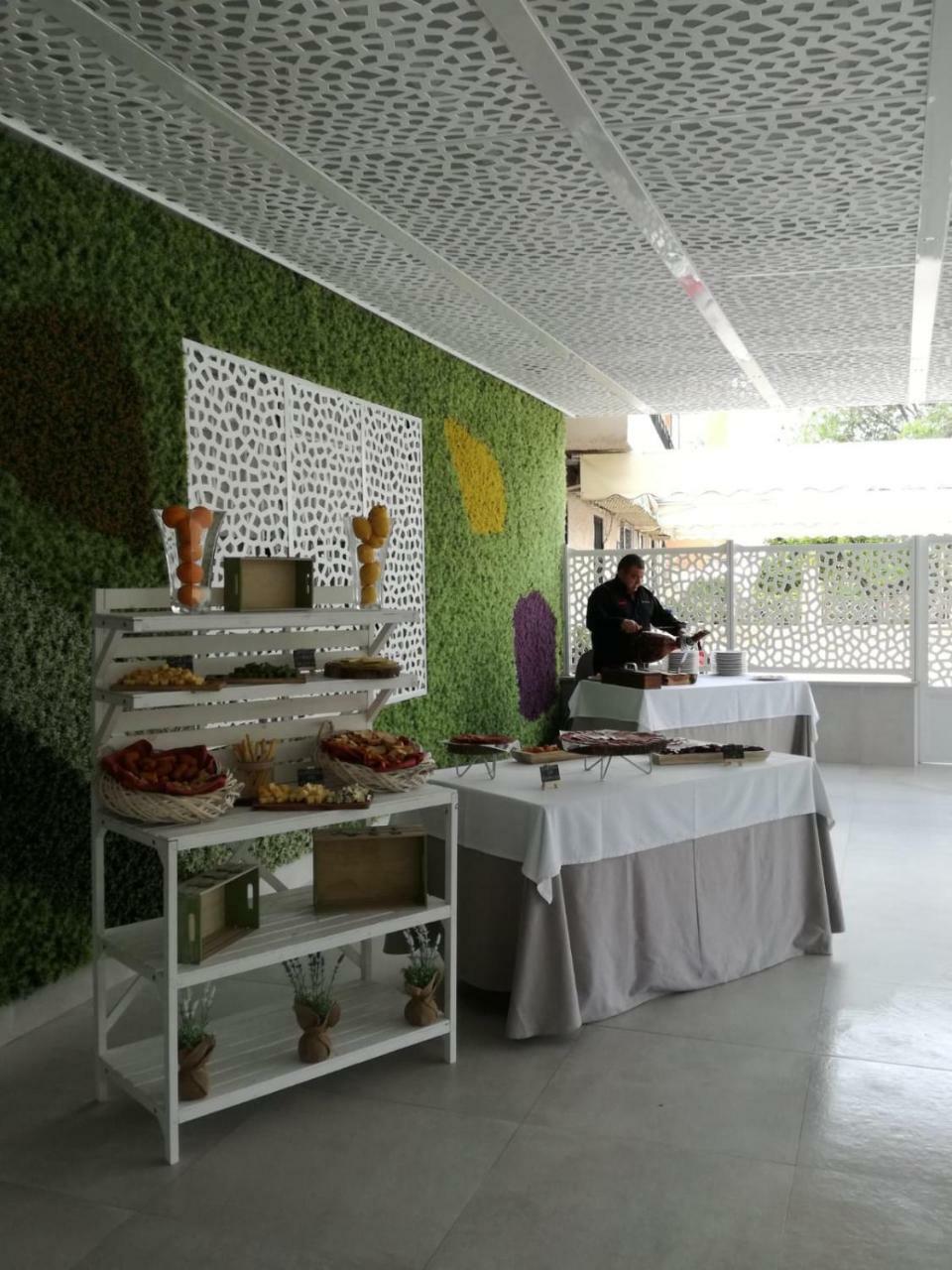 Hostal El Sevillano Rus 外观 照片